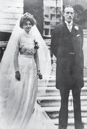 Иллюстрация к книге — Лорд Галифакс: Святой Лис [i_004.jpg]