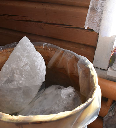 Иллюстрация к книге — Сибирь научит. Как финский журналист прожил со своей семьей год в Якутии [i_016.jpg]