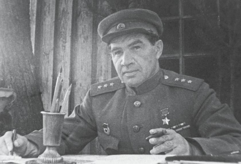 Иллюстрация к книге — От Сталинграда до Берлина. Воспоминания командующего [i_007.jpg]