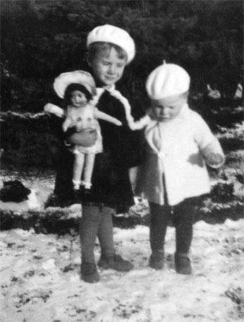 Иллюстрация к книге — В поисках Лин. История о войне и о семье, утраченной и обретенной [i_013.jpg]