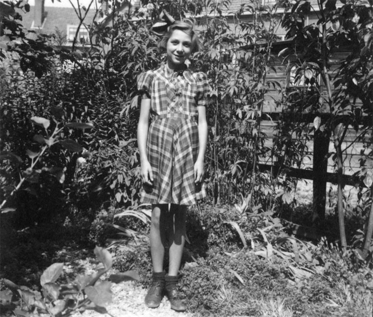 Иллюстрация к книге — В поисках Лин. История о войне и о семье, утраченной и обретенной [i_017.jpg]