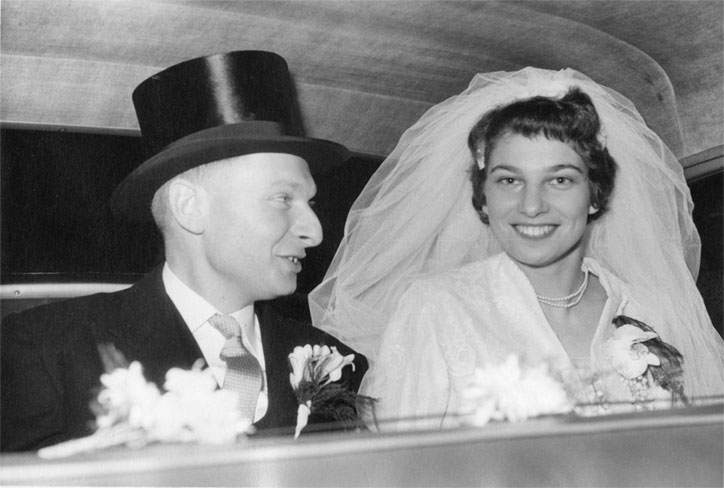 Иллюстрация к книге — В поисках Лин. История о войне и о семье, утраченной и обретенной [i_030.jpg]