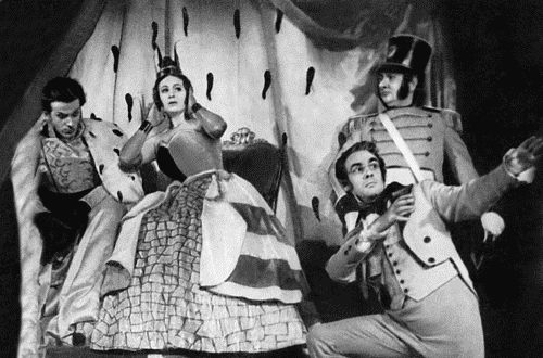 Иллюстрация к книге — Тень. Голый король [i_009.jpg]