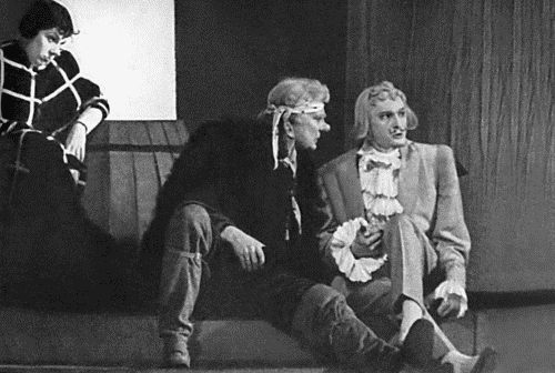 Иллюстрация к книге — Тень. Голый король [i_016.jpg]