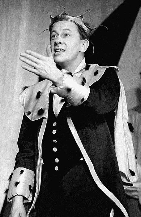 Иллюстрация к книге — Обыкновенное чудо. Дракон [i_015.jpg]