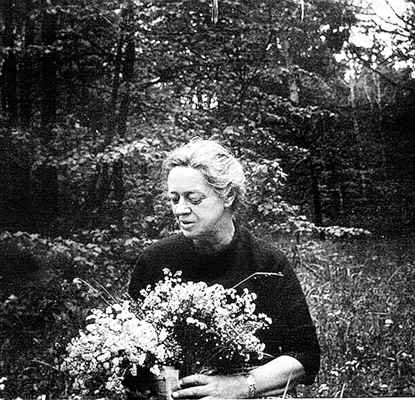 Иллюстрация к книге — Вторая жизнь Марины Цветаевой: письма к Анне Саакянц 1961 – 1975 годов [i_023.jpg]