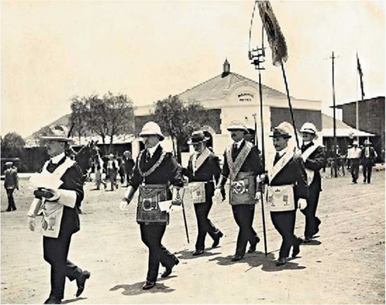 Иллюстрация к книге — Масоны. Как вольные каменщики сформировали современный мир [i_080.jpg]