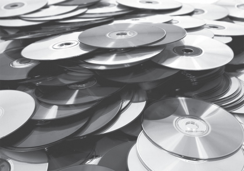 Иллюстрация к книге — История нефти. «Чёрное золото» – универсальный продукт [i_032.jpg]