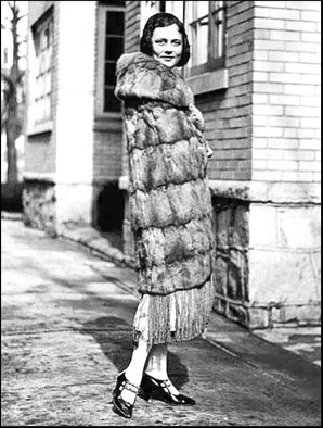 Иллюстрация к книге — Любовь в Серебряном веке. Истории о музах и женах русских поэтов и писателей. Радости и переживания, испытания и трагедии… [i_047.jpg]