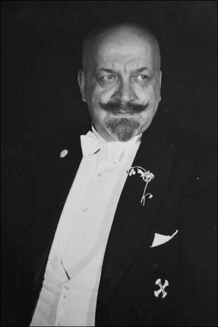 Иллюстрация к книге — Мой дневник. 1919. Пути верных [i_036.jpg]