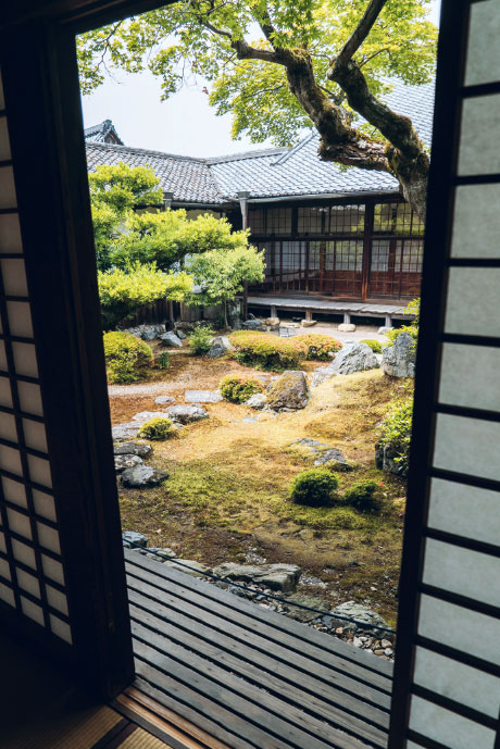 Иллюстрация к книге — Омоияри. Маленькая книга японской философии общения [i_015.jpg]