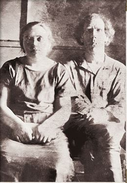 Иллюстрация к книге — Дневник длиною в жизнь. История одной судьбы, в которой две войны и много мира. 1916–1991 [i_003.jpg]