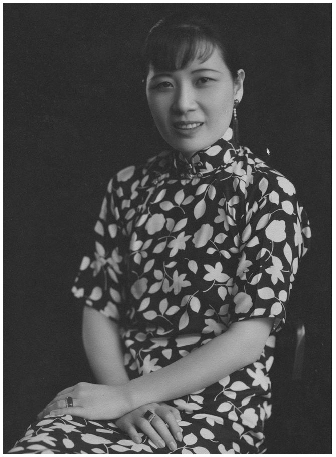 Иллюстрация к книге — Старшая сестра, Младшая сестра, Красная сестра. Три женщины в сердце Китая ХХ века [i_055.jpg]