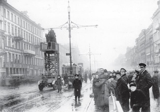 Иллюстрация к книге — Нобели в России. Как семья шведских изобретателей создала целую промышленную империю [i_230.jpg]