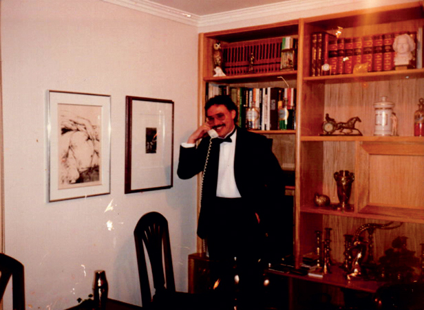 Иллюстрация к книге — Охотники на людей: как мы поймали Пабло Эскобара [i_011.jpg]