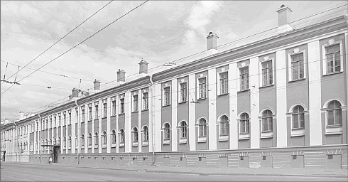 Иллюстрация к книге — Путеводитель по Петербургу. Увлекательные экскурсии по Северной столице. 34 маршрута [i_028.jpg]