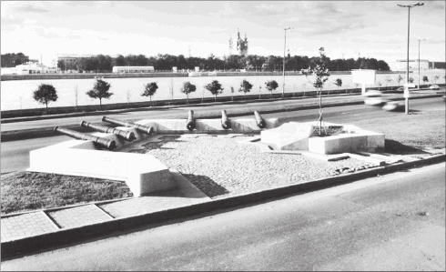 Иллюстрация к книге — Путеводитель по Петербургу. Увлекательные экскурсии по Северной столице. 34 маршрута [i_080.jpg]