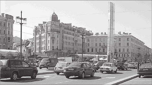 Иллюстрация к книге — Путеводитель по Петербургу. Увлекательные экскурсии по Северной столице. 34 маршрута [i_143.jpg]