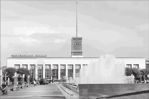 Иллюстрация к книге — Путеводитель по Петербургу. Увлекательные экскурсии по Северной столице. 34 маршрута [i_166.jpg]