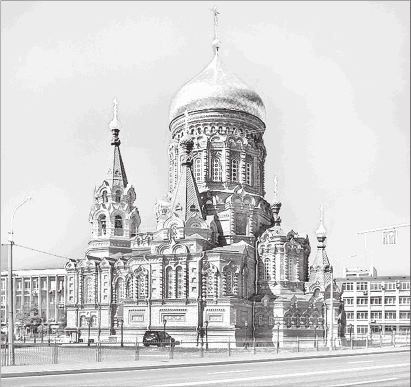 Иллюстрация к книге — Путеводитель по Петербургу. Увлекательные экскурсии по Северной столице. 34 маршрута [i_217.jpg]