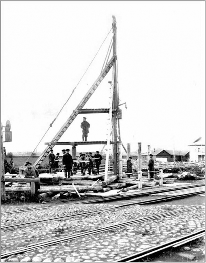 Иллюстрация к книге — Вокруг Знаменской площади. История застройки площади Восстания, Лиговского канала, улиц Восстания и Пушкинской [i_032.jpg]