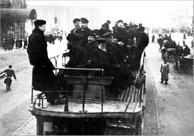 Иллюстрация к книге — Вокруг Знаменской площади. История застройки площади Восстания, Лиговского канала, улиц Восстания и Пушкинской [i_101.jpg]