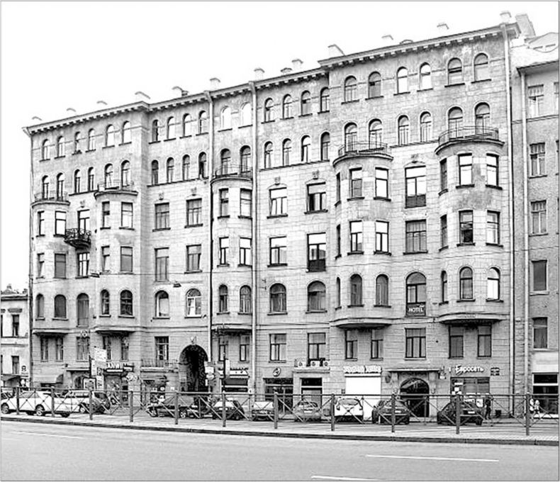 Иллюстрация к книге — Вокруг Знаменской площади. История застройки площади Восстания, Лиговского канала, улиц Восстания и Пушкинской [i_152.jpg]