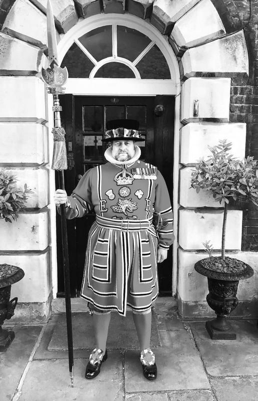 Иллюстрация к книге — Англия. Глазами воронов [image2.jpg]