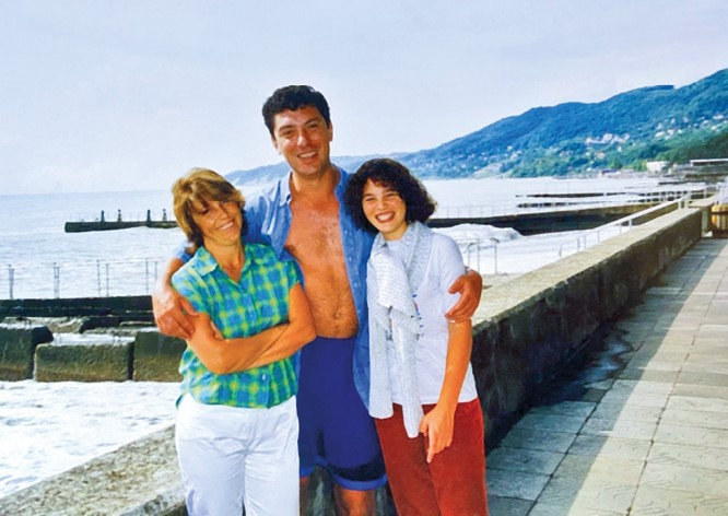 Иллюстрация к книге — Дочь своего отца [i_028.jpg]