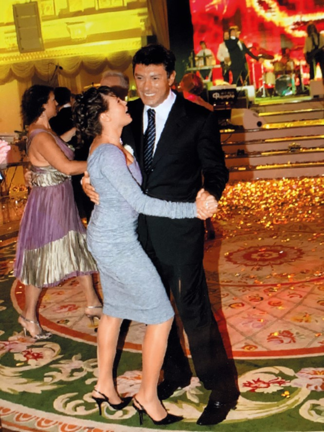 Иллюстрация к книге — Дочь своего отца [i_040.jpg]