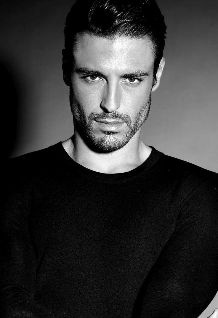 Иллюстрация к книге — Оружие владыки [img_2.jpg]