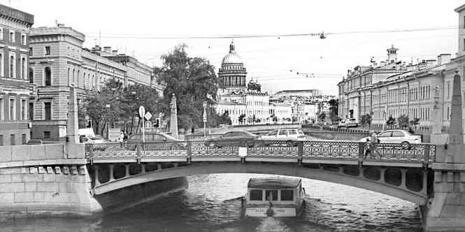 Иллюстрация к книге — Мосты Петербурга. В прошлом, настоящем и будущем [i_079.jpg]