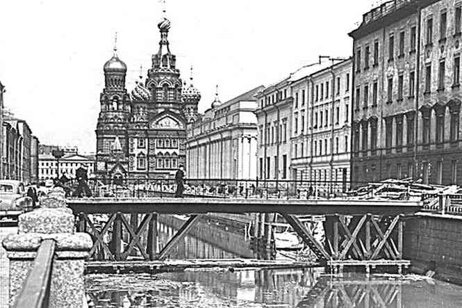 Иллюстрация к книге — Мосты Петербурга. В прошлом, настоящем и будущем [i_118.jpg]