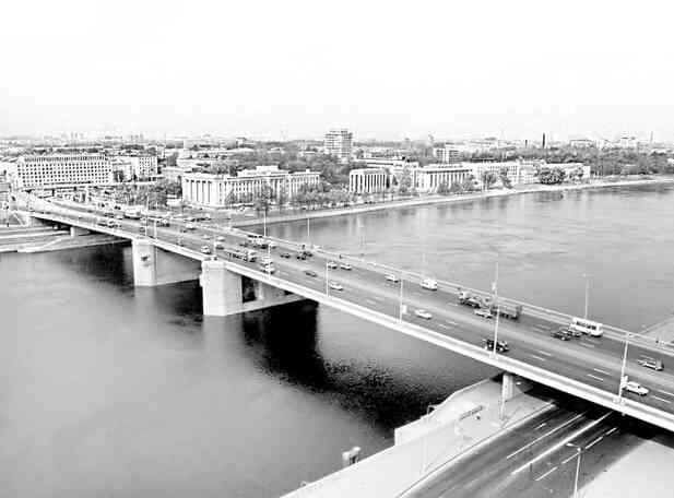 Иллюстрация к книге — Мосты Петербурга. В прошлом, настоящем и будущем [i_121.jpg]