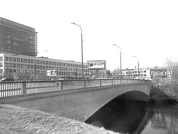 Иллюстрация к книге — Мосты Петербурга. В прошлом, настоящем и будущем [i_125.jpg]