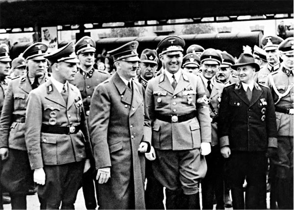 Иллюстрация к книге — Утраченное кафе «У Шиндлеров». История Холокоста и судьба одной австро-венгерской семьи [i_037.jpg]