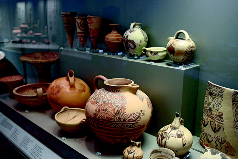 Иллюстрация к книге — Современная Древняя Греция. Античная и советская история [i_025.jpg]