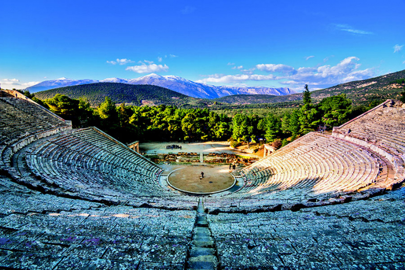 Иллюстрация к книге — Современная Древняя Греция. Античная и советская история [i_043.jpg]