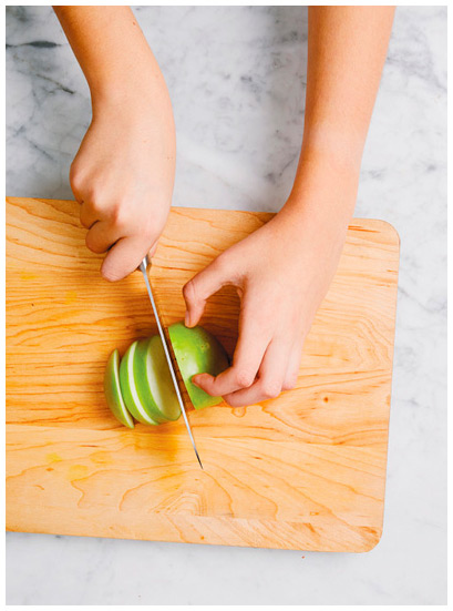 Иллюстрация к книге — Авокадо, хлеб, яйцо. 100 простых рецептов, которые помогут тебе стать звездой на кухне [i_008.jpg]