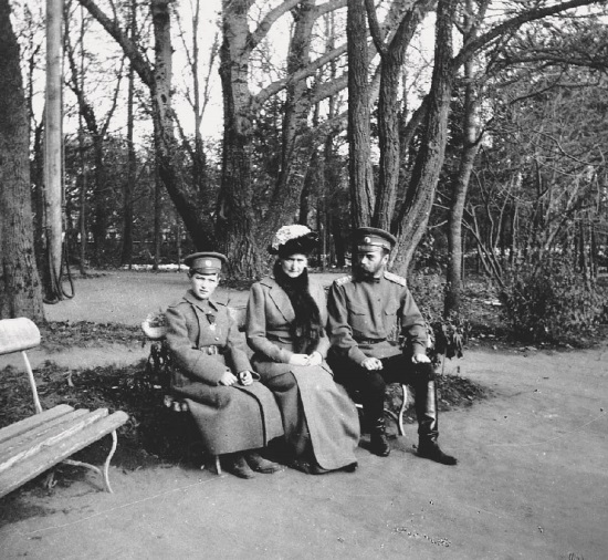 Иллюстрация к книге — В царской ставке [i_021.jpg]