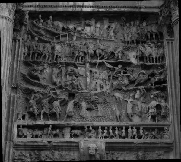 Иллюстрация к книге — Животные в войнах древнего мира [i_048.jpg]