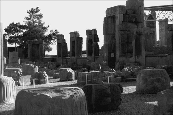 Иллюстрация к книге — Древняя Персия и ее тайны [i_006.jpg]