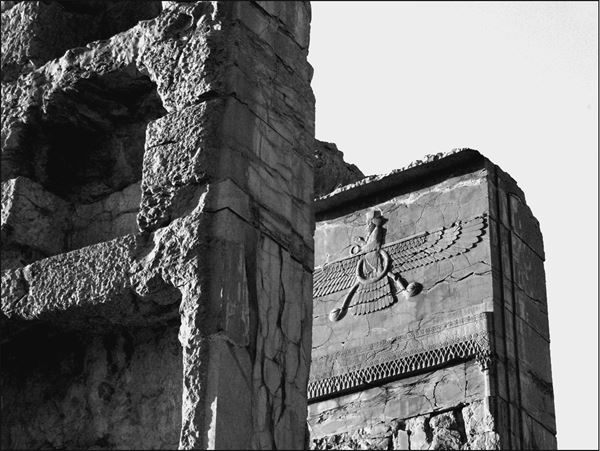 Иллюстрация к книге — Древняя Персия и ее тайны [i_018.jpg]