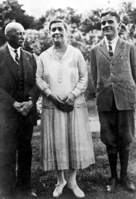 Иллюстрация к книге — Жанна – Божья Дева [i_004.jpg]