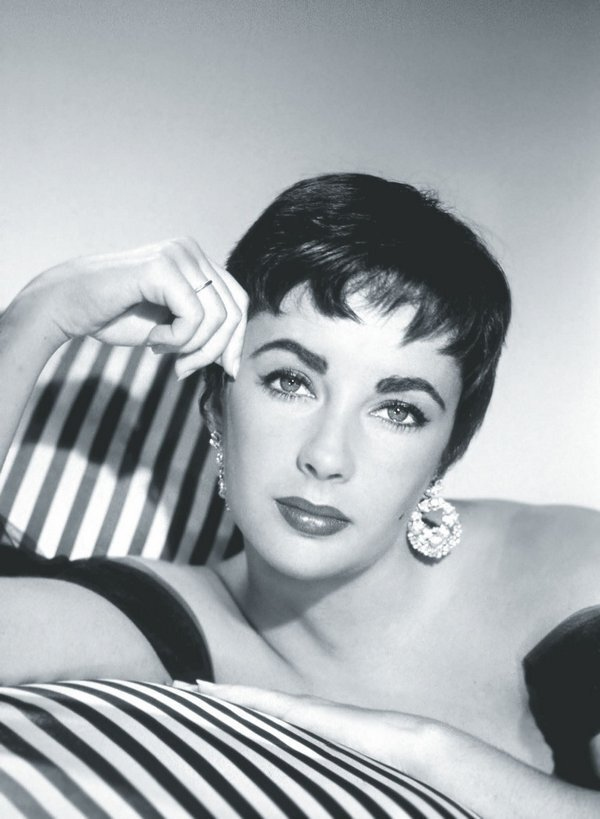 Иллюстрация к книге — Элизабет Тейлор. Жизнь, рассказанная ею самой [i_007.jpg]