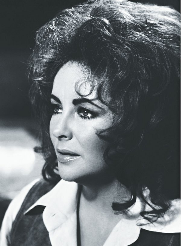 Иллюстрация к книге — Элизабет Тейлор. Жизнь, рассказанная ею самой [i_009.jpg]