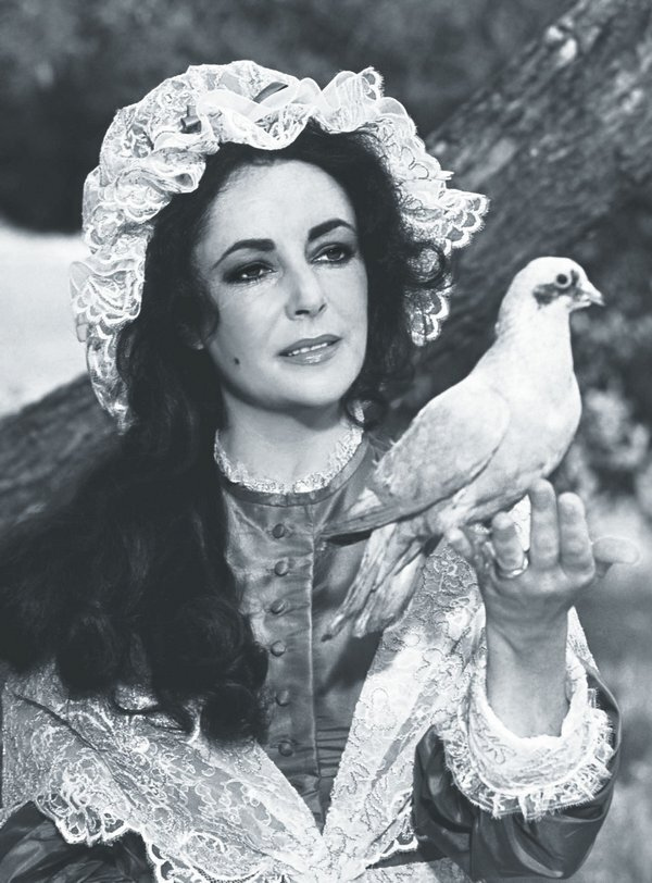 Иллюстрация к книге — Элизабет Тейлор. Жизнь, рассказанная ею самой [i_017.jpg]