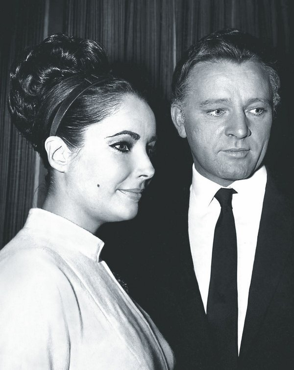 Иллюстрация к книге — Элизабет Тейлор. Жизнь, рассказанная ею самой [i_022.jpg]