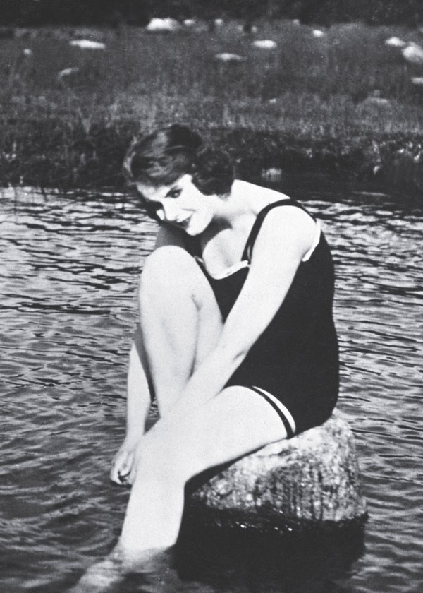 Иллюстрация к книге — Грета Гарбо. Жизнь, рассказанная ею самой [i_006.jpg]