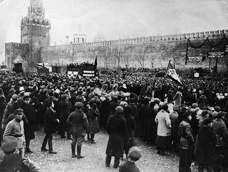 Иллюстрация к книге — Не прощаюсь [i_026.jpg]